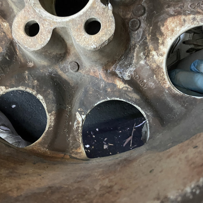 15" PASSAT 95-97 15x6, alloy, 8 spoke Original OEM Wheel Rim