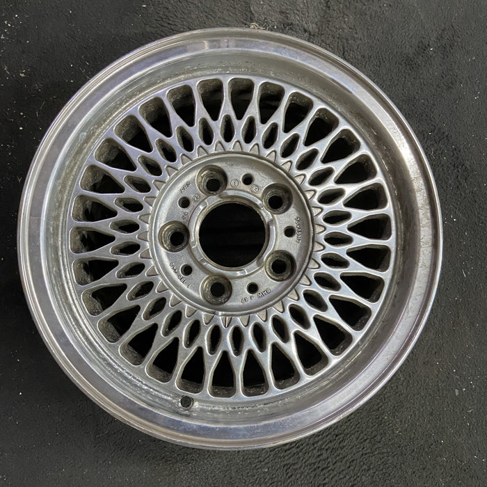 15" BMW 318i 93-94 15x7 , BBS Original OEM Wheel Rim - Angle View