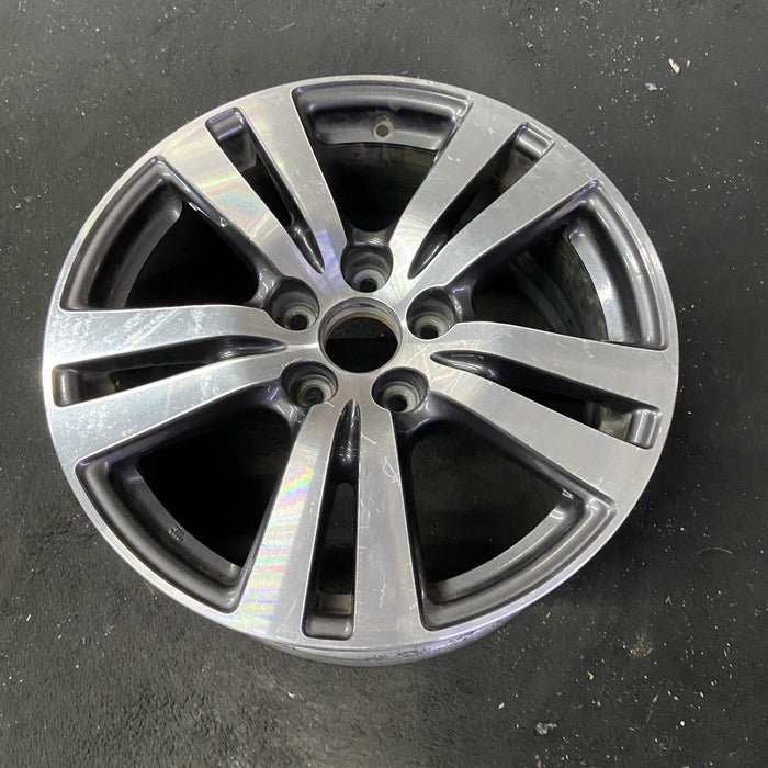 18" PILOT 16-18 18x8 , 5 double spoke , machined face Original OEM Wheel Rim - Close-Up Detail