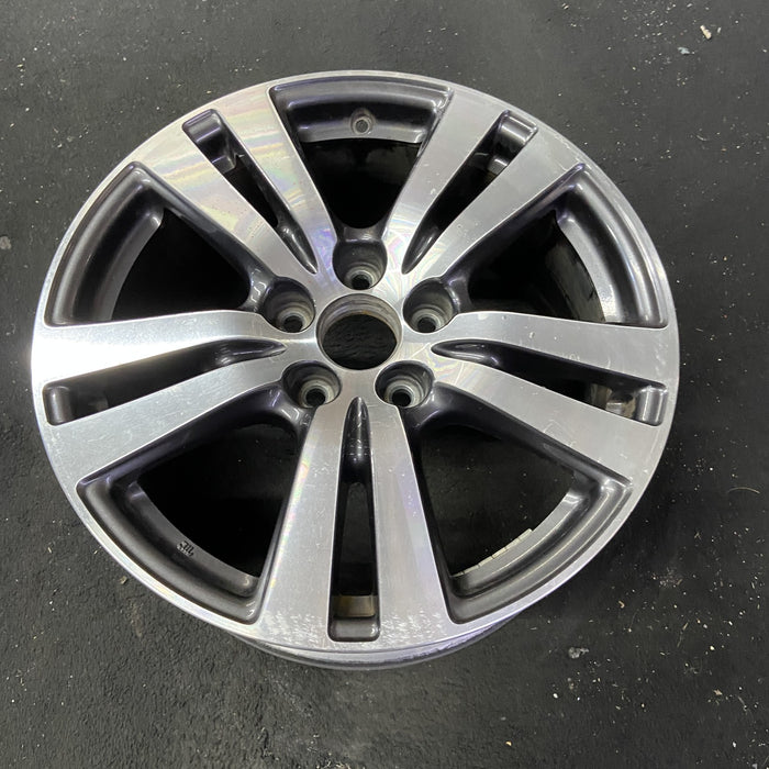 18" PILOT 16-18 18x8 , 5 double spoke , machined face Original OEM Wheel Rim - Close-Up Detail
