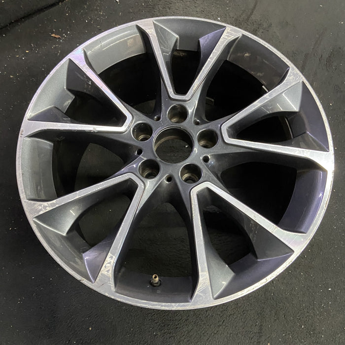 19" BMW X5 14-18 19x9 , 5 spoke, V spoke, narrow spoke Original OEM Wheel Rim - Side Profile