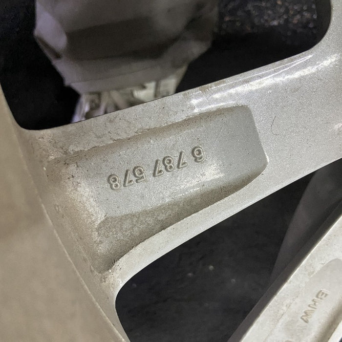 18" BMW X3 11-14 18x8 alloy 5 spoke V spoke design silver Original OEM Wheel Rim