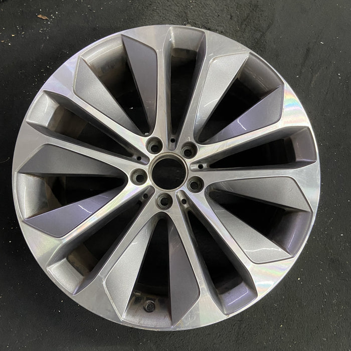 20" MERCEDES GLE-CLASS 20 167 Type, GLE350, 20x8.5, 5 twin spoke, rear Original - Angle View