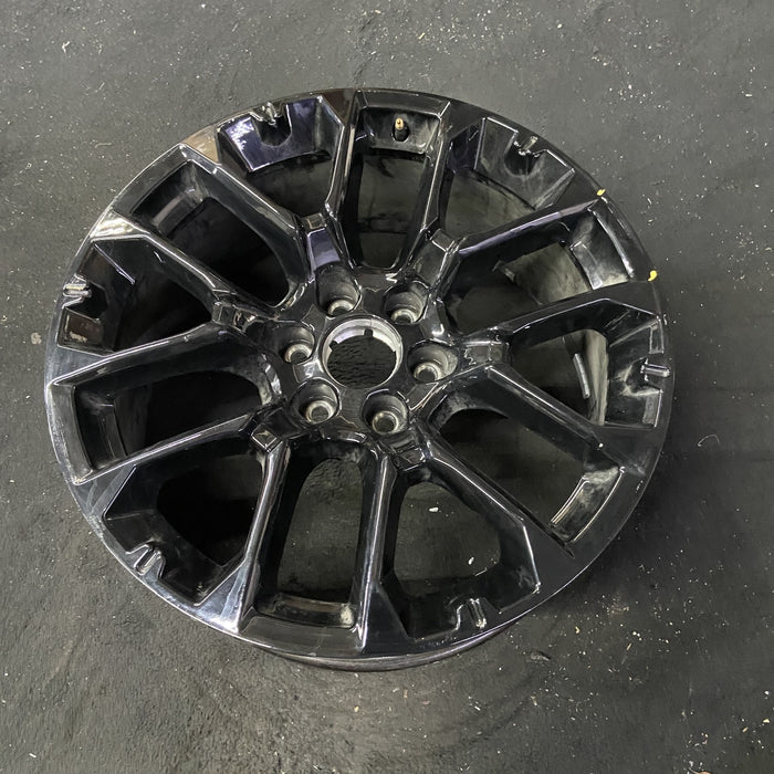 22" COLORADO 25 22x9 Original OEM Wheel Rim - Close-Up Detail