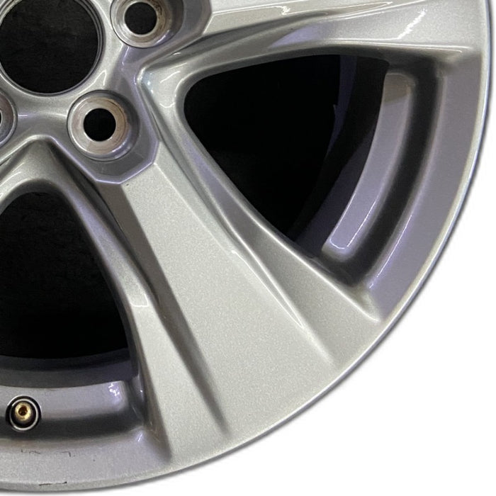 17" RAV4 19-25 17x7 alloy 5 spoke silver Original OEM Wheel Rim - Close-Up Detail