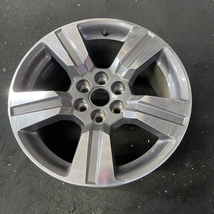 18" COLORADO 15 18x8.5 Original OEM Wheel Rim - Close-Up Detail