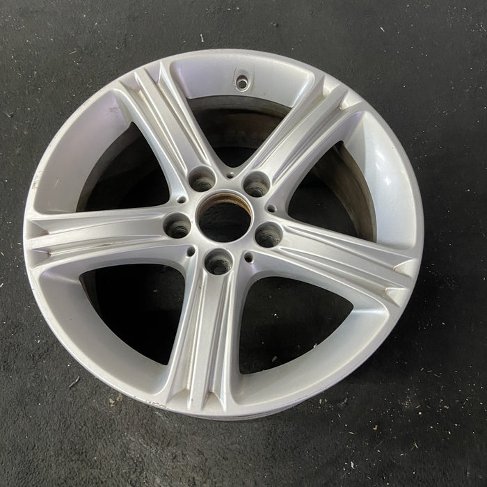 17" BMW 320i 12-13 , 17x7.5 , 5 spoke, triple edge spoke Original OEM Wheel Rim - Close-Up Detail