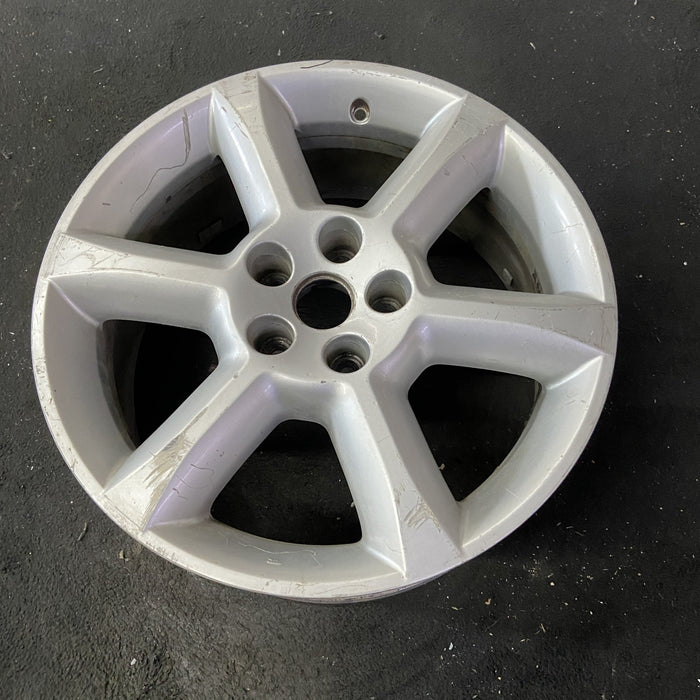 18" MAXIMA 04-06 18x7.5 , 6 spoke Original OEM Wheel Rim - Close-Up Detail