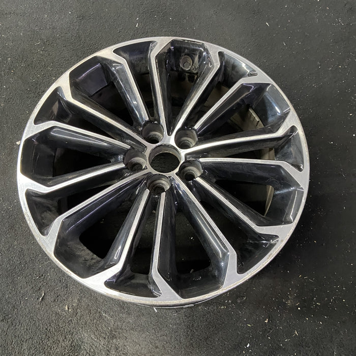 17" COROLLA 14-15 17x7 , w/o Original OEM Wheel Rim - Close-Up Detail