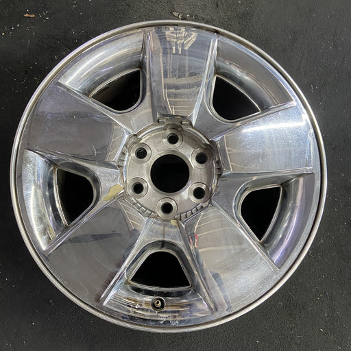 20" AVALANCHE 1500 09-11 20x8.5, 5 spoke, covered lug nuts, flat spoke Original - Additional View
