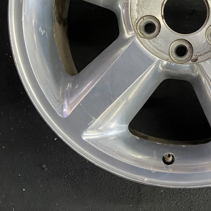 20" AVALANCHE 1500 07 20x8.5 5 spoke covered lug nuts w/o groove in spoke; polished aluminum Original OEM Wheel Rim