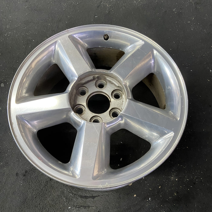 20" AVALANCHE 1500 07 20x8.5, 5 spoke, covered lug nuts, w/o groove in spoke; polished aluminum Original OEM Wheel Rim