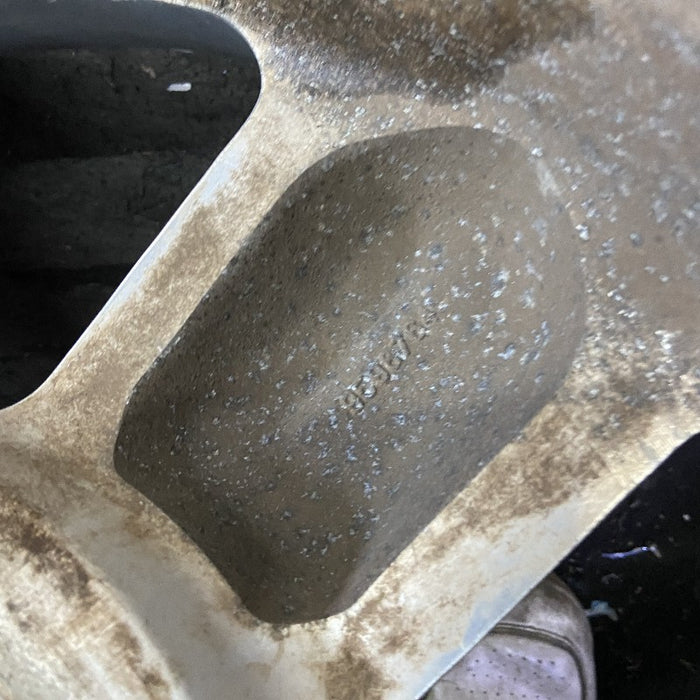 20" AVALANCHE 1500 07 20x8.5 5 spoke covered lug nuts w/o groove in spoke; polished aluminum Original OEM Wheel Rim