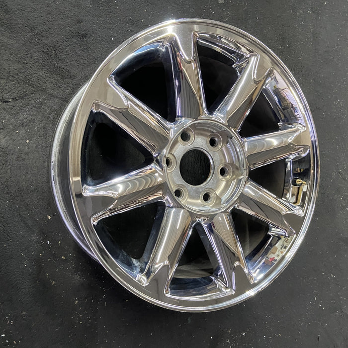 20" SIERRA 1500 PICKUP 07 , 20x8.5, 8 spoke Original OEM Wheel Rim - Close-Up Detail