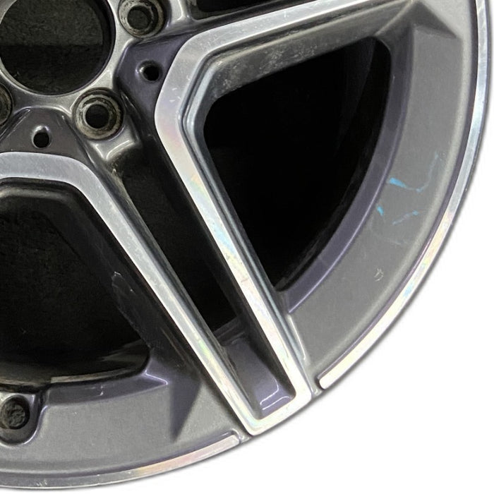 18" MERCEDES E-CLASS 21 213 Type E450 Sedan 18x8 5 spoke single spoke machined - Close-Up Detail