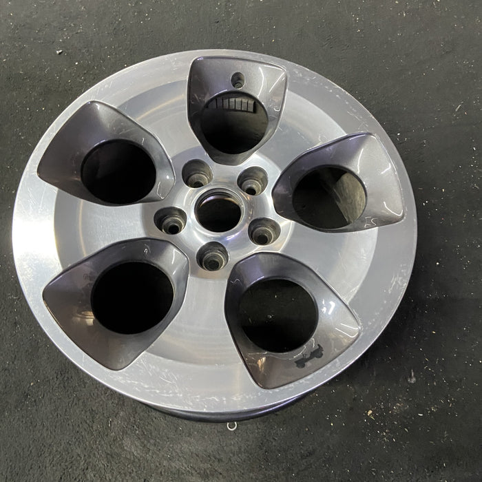 18" WRANGLER 16 18x7.5, 5 hole Original OEM Wheel Rim - Close-Up Detail