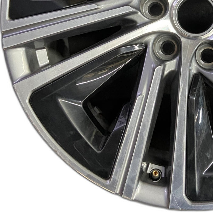 20" LYRIQ 23 20x9 opt NZN Original OEM Wheel Rim - Back View