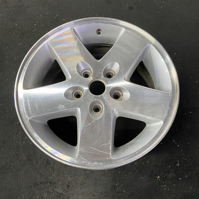 17" WRANGLER 07-08 17x7.5, machined finish Original OEM Wheel Rim - Close-Up Detail