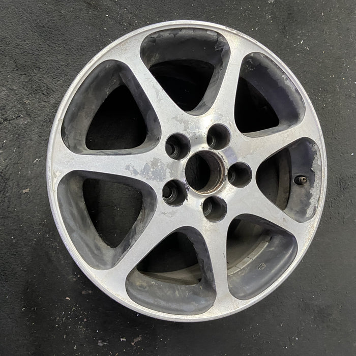 16" LEXUS GS400 98-00 , 16x7.5, 7 spoke Original OEM Wheel Rim - Close-Up Detail