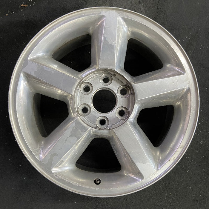 20" AVALANCHE 1500 07 20x8.5 5 spoke covered lug nuts w/o groove in spoke; - Additional View