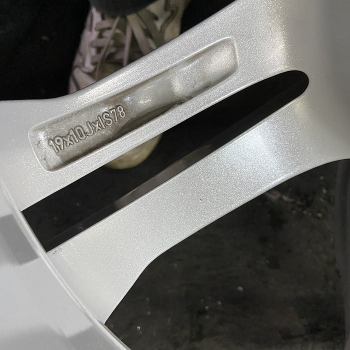 19" CORVETTE 16-17 rear, 19x10, silver Original OEM Wheel Rim