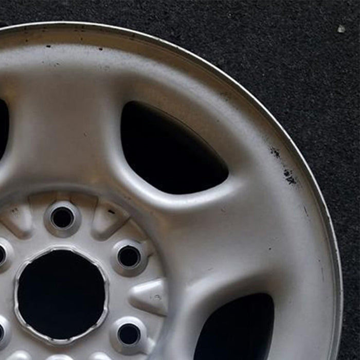 16" ASTRO 03-05 16x6.5 Original OEM Wheel Rim - Close-Up Detail