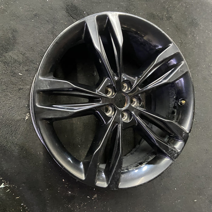 21" EDGE 19 21x9 , Original OEM Wheel Rim - Close-Up Detail