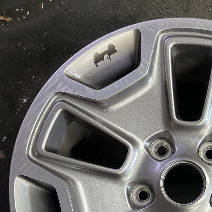 17" WRANGLER 13 17x7.5 10 hole w/machined accent gray Original OEM Wheel Rim - Side Profile