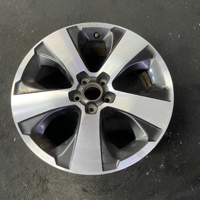 17" XV CROSSTREK 14-15 17x7 , machined face Original OEM Wheel Rim - Close-Up Detail
