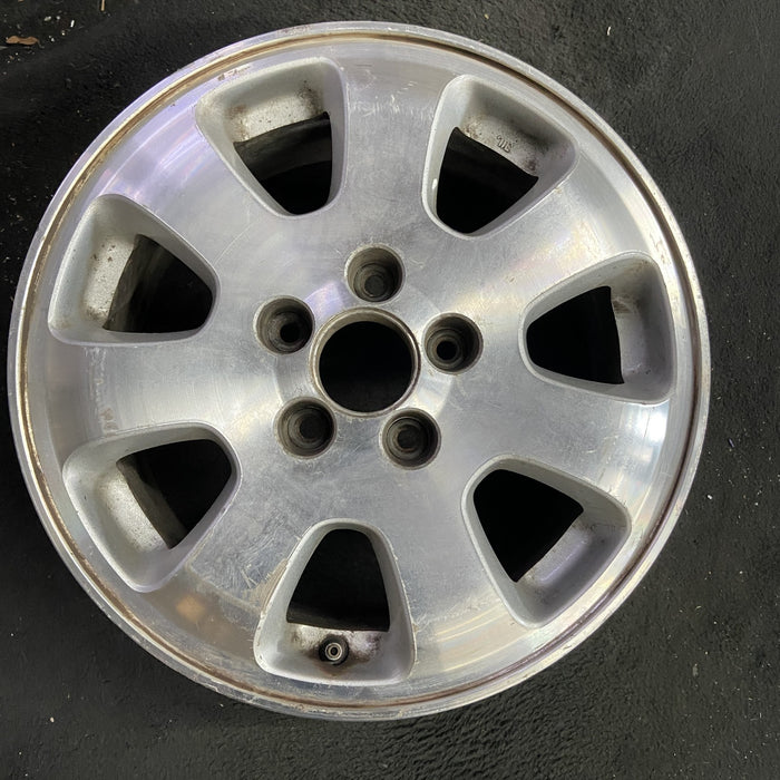 16" ODYSSEY 02-04 16x6.5, alloy, 7 spoke Original OEM Wheel Rim - Angle View