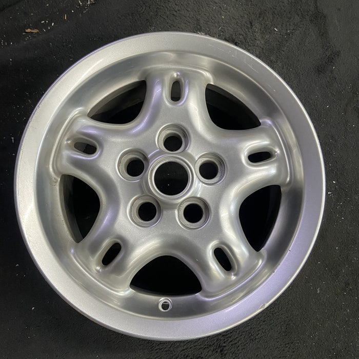 16" RANGE ROVER 98 16x8 , w/cut out holes Original OEM Wheel Rim - Angle View