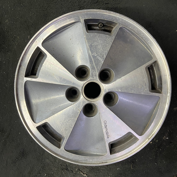 16" CUTLASS 92 16x6.5 , 5 hole Original OEM Wheel Rim - Angle View