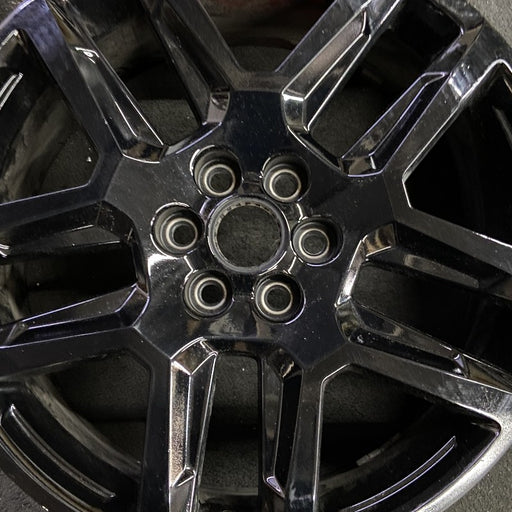 20" BLAZER 20-25 20x8 10 spoke opt SS8 Original OEM Wheel Rim - Angle View