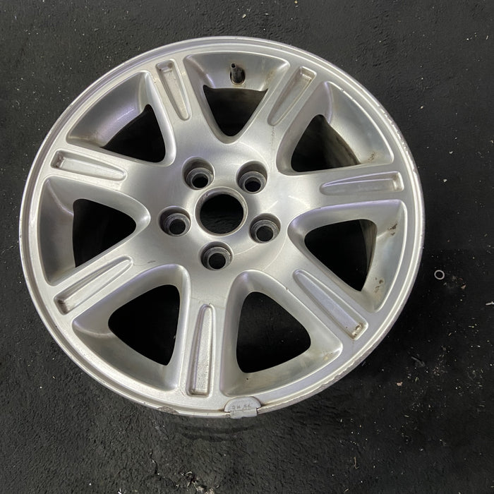 16" S TYPE 03 , from VIN M45255, 16x7.5, 7 spoke Original OEM Wheel Rim - Close-Up Detail