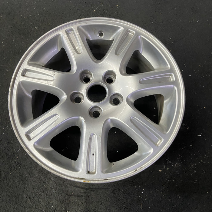 16" S TYPE 03 , from VIN M45255, 16x7.5, 7 spoke Original OEM Wheel Rim - Close-Up Detail