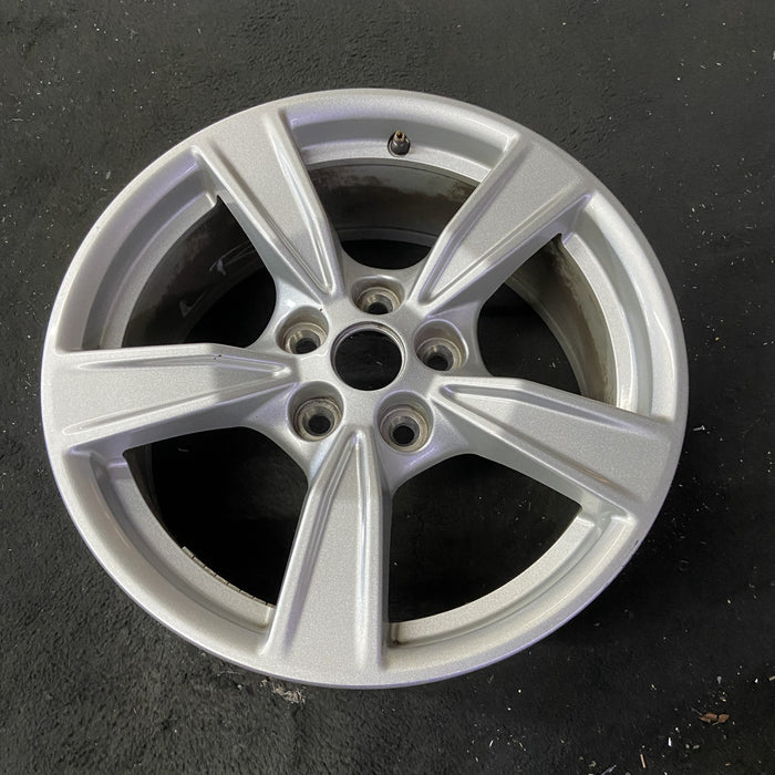 17" MUSTANG 20-23 17x7.5 , Original OEM Wheel Rim - Close-Up Detail