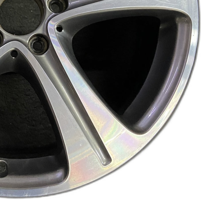18" Original OEM Wheel Rim - Close-Up Detail