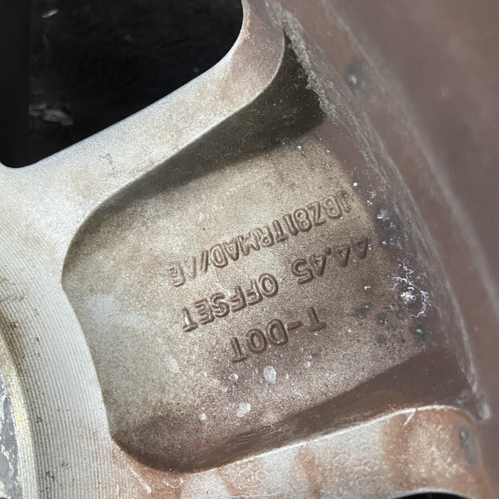 17" WRANGLER 07-08 17x7.5, silver Original OEM Wheel Rim