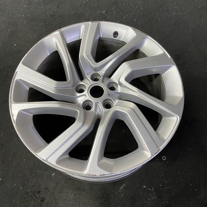 21" RANGE ROVER SPORT 18-22 21x9.5 , 5 spoke , silver Original OEM Wheel Rim - Close-Up Detail