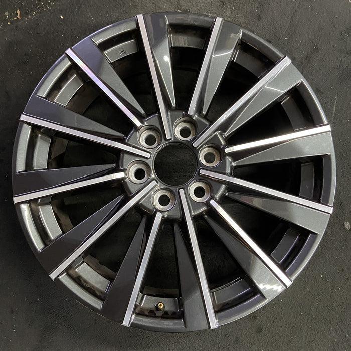 22" GX550 24-25 22x7.5 Original OEM Wheel Rim - Angle View