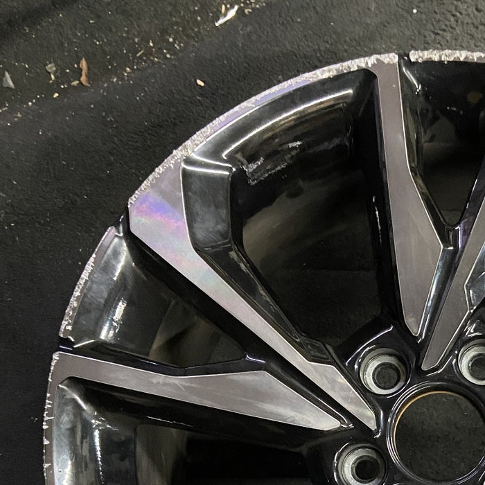 18" CIVIC 17-18 18x8 alloy w/o outer red accent; Hatchback 10 spoke Original - Side Profile