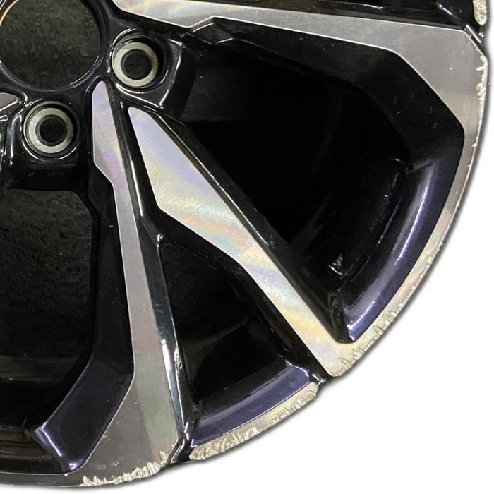 18" CIVIC 17-18 18x8 alloy w/o outer red accent; Hatchback 10 spoke Original - Close-Up Detail