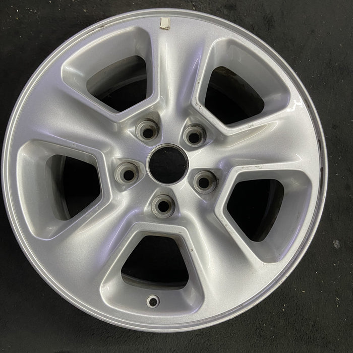 17" GRAND CHEROKEE 14-17 17x8 Original OEM Wheel Rim - Angle View
