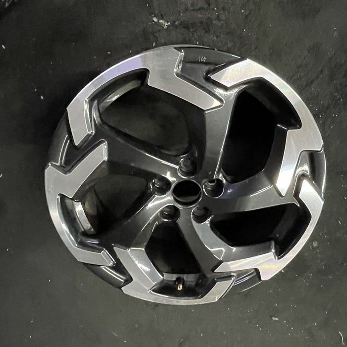18" XV CROSSTREK 19-20 18x7 , w/machined face, gasoline, grooved spoke end - Close-Up Detail