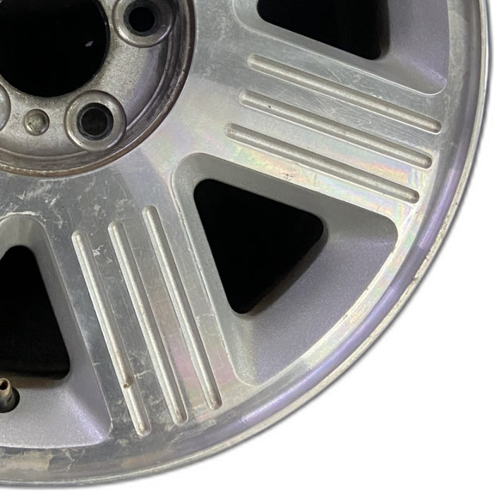 17" AVIATOR 03 17x7.5 aluminum 7 spoke machined Original OEM Wheel Rim - Close-Up Detail