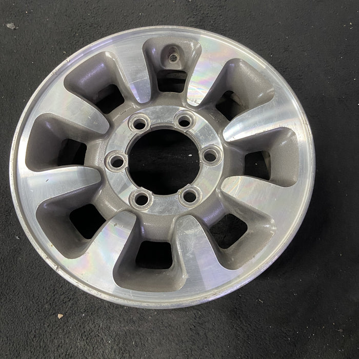 15" MONTERO 92-93 15x6, alloy Original OEM Wheel Rim - Close-Up Detail