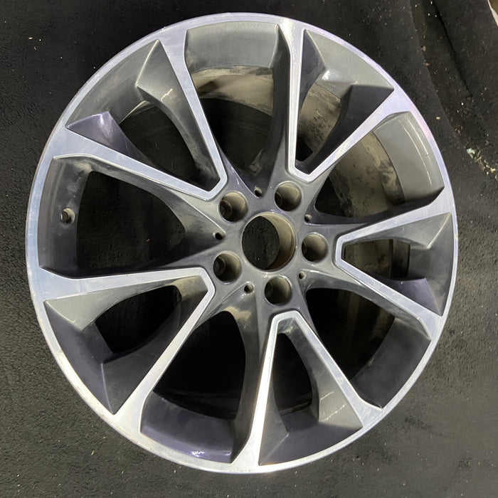 19" BMW X5 14-18 19x9 , 5 spoke, V spoke, narrow spoke Original OEM Wheel Rim - Side Profile