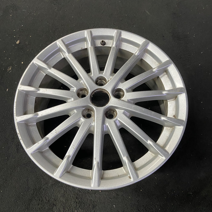 17" C-MAX 13-16 , Original OEM Wheel Rim - Close-Up Detail