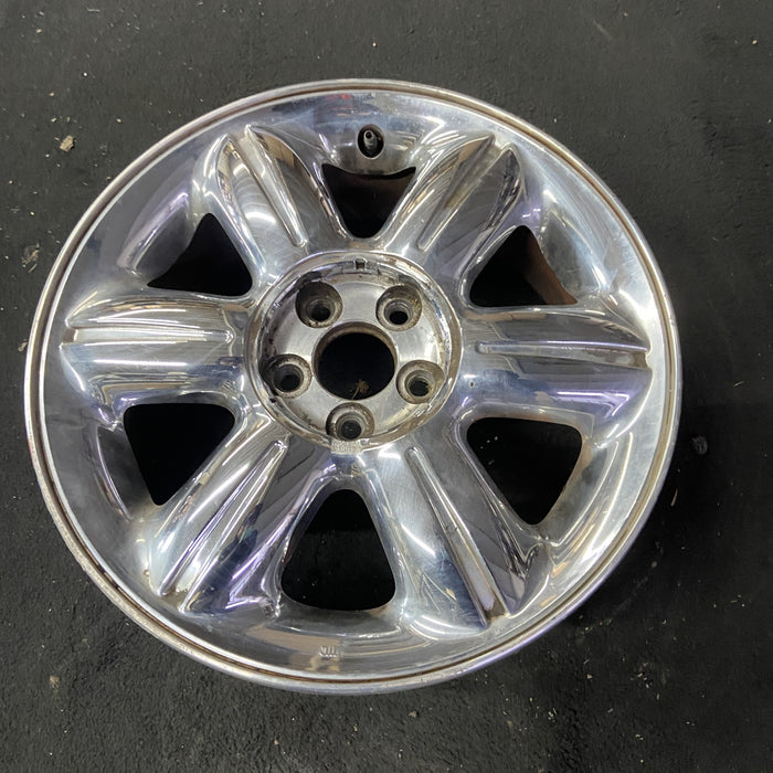 16" PT CRUISER 01 16x6, 6 spoke Original OEM Wheel Rim - Close-Up Detail