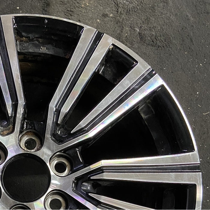 22" LEXUS LX600 22-24 22x8 alloy 6 V spoke machined Original OEM Wheel Rim - Close-Up Detail